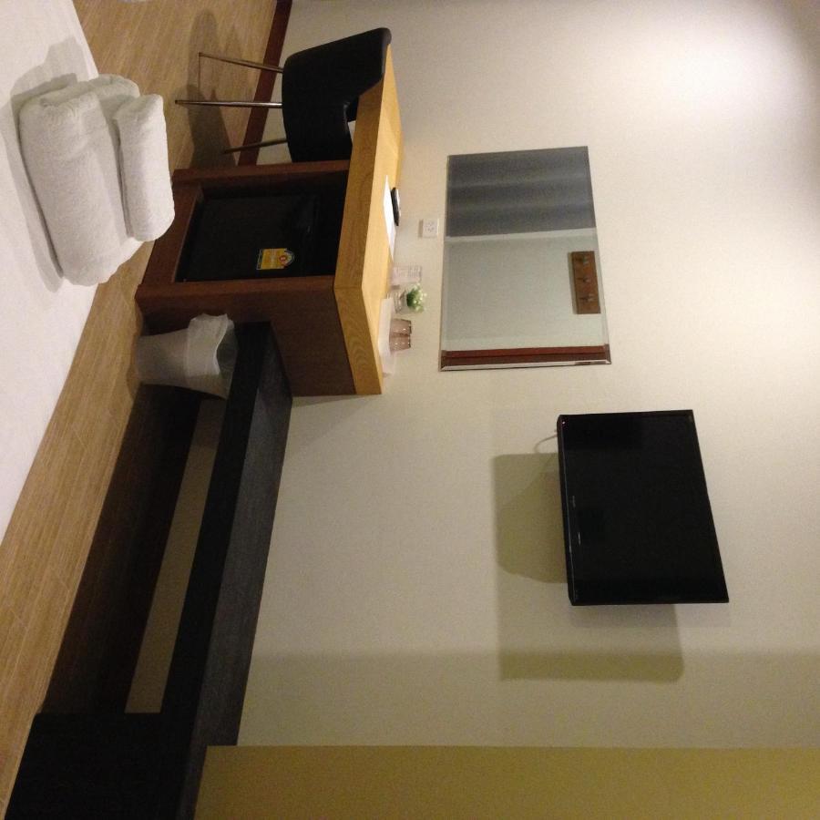Bird Day Boutique Hotel Mukdahan Esterno foto
