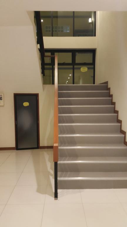 Bird Day Boutique Hotel Mukdahan Esterno foto