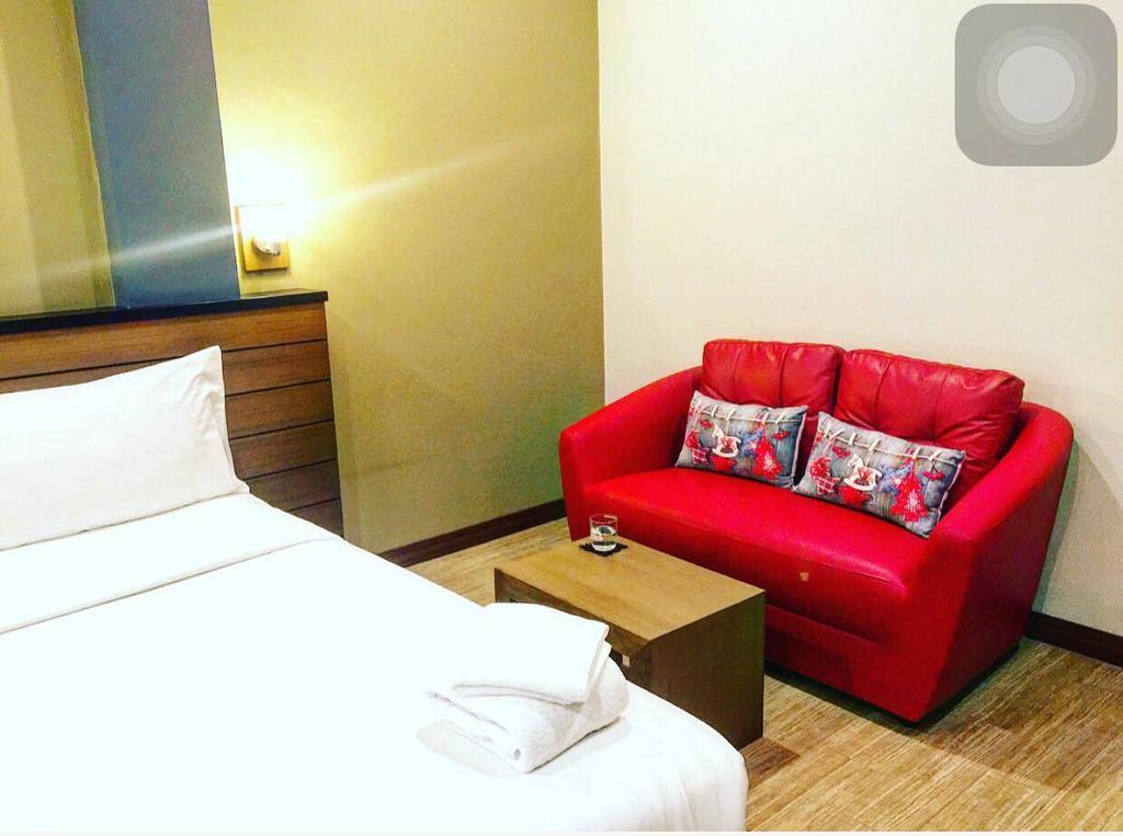 Bird Day Boutique Hotel Mukdahan Esterno foto