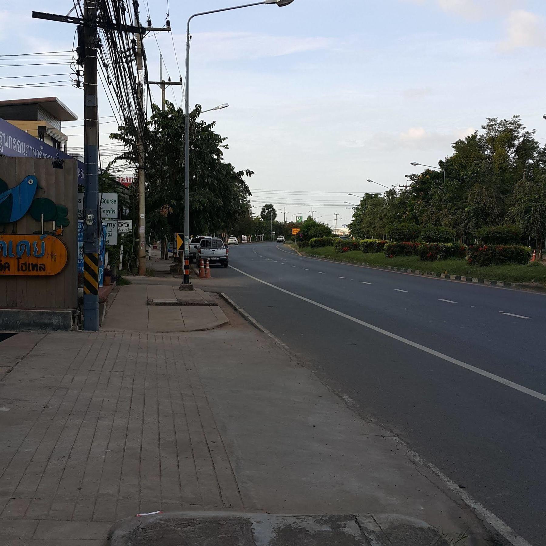 Bird Day Boutique Hotel Mukdahan Esterno foto