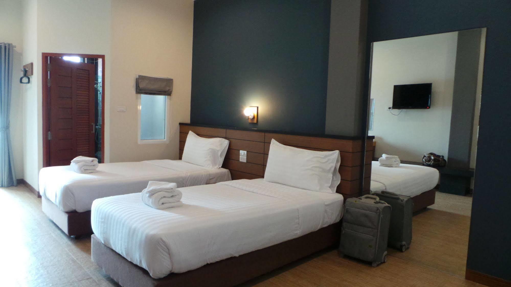 Bird Day Boutique Hotel Mukdahan Esterno foto